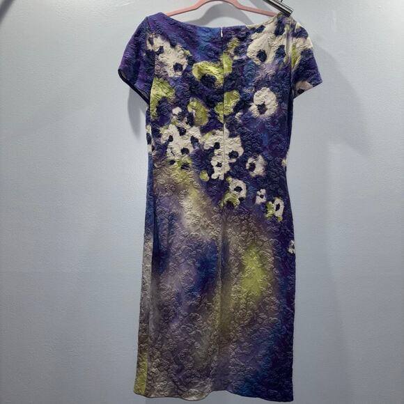 St. John Purple Floral Textured Knit Sheath Short Sleeve Cocktail Dress – Size 8 - Picture 4 of 16